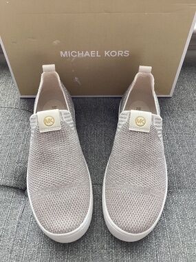 MICHAEL MICHAEL KORS Women's Juno Knit Slip-On Sneakers